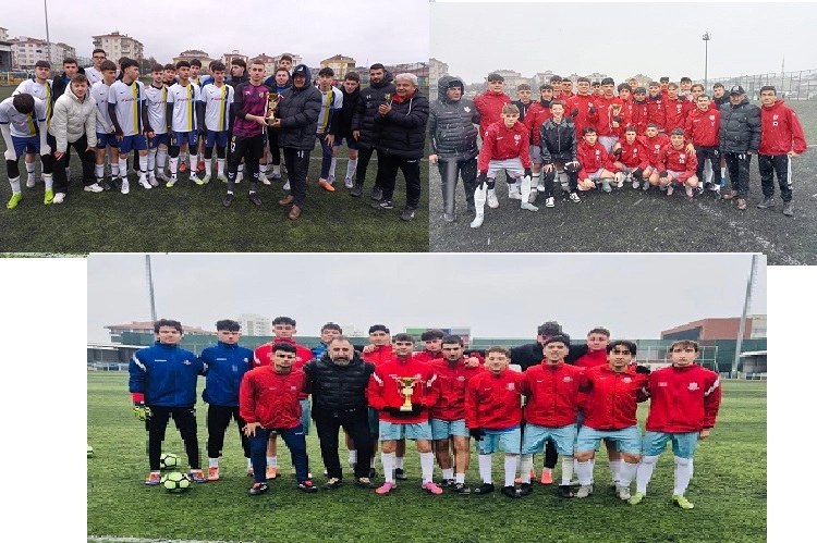 U 18 Ligi Şampiyonları Kupalarını Aldı 